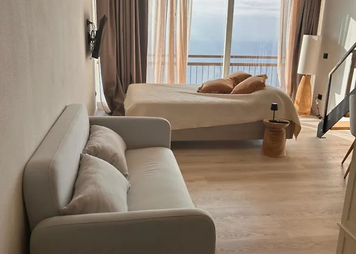 La Lampara 3* Campiglia (Liguria)